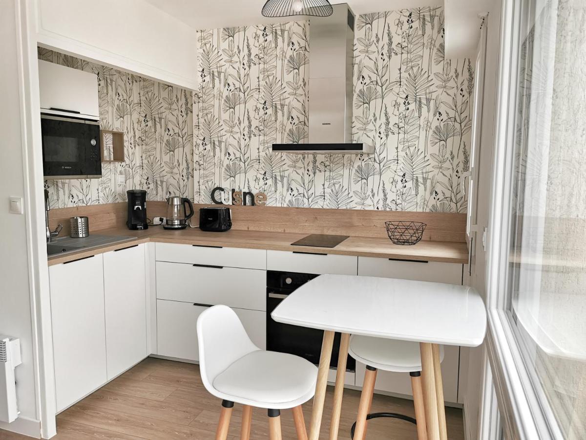 Appartement Lumineux Avec Balcon Et Parking Cherbourg-en-Cotentin Esterno foto